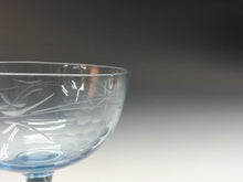 画像をギャラリービューアに読み込む, アンティーク ウランガラス|vaseline glass ( 大正-昭和期・1920年頃作製 ) 和製エングレーブガラス 葡萄文 カクテルグラス/ ステムグラス 1客/ デザートカップにも dbsy14215-b