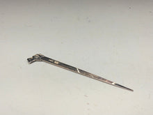 Load image into Gallery viewer, 名工 金谷五良三郎|KANEYA Gorosaburo(京都, 昭和期) 南鐐 結び黒文字 菓子切 純銀刻印 検査済 メーカー共包添 dbsy16186-9