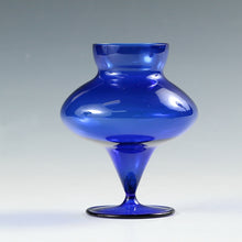 이미지를 갤러리 뷰어에 로드 , ◆◇ヴィンテージ Lauscha Glass 旧東ドイツ・ラウシャ村の丁寧な吹きガラス 異国情緒あふれるブルーの花生 1950年代頃(f) 箱なし dbsy13378-o