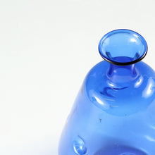 画像をギャラリービューアに読み込む, ヴィンテージ Lauscha Glass 旧東ドイツ・ラウシャ村の丁寧な吹きガラス 異国情緒あふれるブルーの大きな花生 1950年代頃(g) 箱なし dbsy13379-o