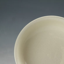 이미지를 갤러리 뷰어에 로드 , お買い得 清水焼|Kiyomizu ware(京都) 柔らかな白 小付/ 深皿 1客 未使用高級和食器 懐石道具 和食器 抹茶 tea dbsy15363