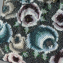 Load image into Gallery viewer, Showa Retro Rose Flower Beaded Bag/Handbag/Opera Bag dbsy11952-f