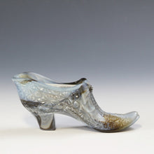 Load image into Gallery viewer, アメリカヴィンテージ BOYD|ボイド社(USA,1978-80年代) スモークマーブルデイジーボタン アートガラス リボンシューズ 女の子を素敵な処へ運ぶラッキーアイテム dbsy15907-9