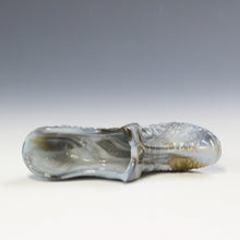 Load image into Gallery viewer, アメリカヴィンテージ BOYD|ボイド社(USA,1978-80年代) スモークマーブルデイジーボタン アートガラス リボンシューズ 女の子を素敵な処へ運ぶラッキーアイテム dbsy15907-9