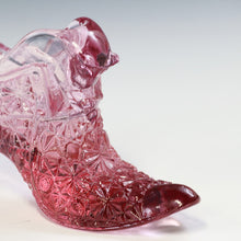 Load image into Gallery viewer, アメリカヴィンテージ FENTON|フェントン(USA,1950-70年代) ピンクデイジーボタン アートガラス キャットシューズ 女の子を素敵な処へ運ぶラッキーアイテム dbsy15886-9