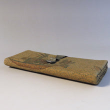 画像をギャラリービューアに読み込む, 時代 相良刺繍 青海波唐船文 金工金具付き紙入れ 明治期(1900年)頃 財布,服紗挟み,懐紙入れにも ◇◆古美術 骨董 工芸 染織 アンティークファブリックアート, 伝統工芸 民藝 古道具 超絶技巧 dby11112-c