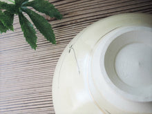 Load image into Gallery viewer, First tea ceremony set, 5 pieces, complete with tea bowls, wrapping cloth, basket included, s9-o