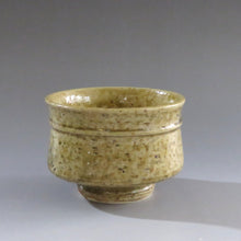 画像をギャラリービューアに読み込む, 高取焼茶碗 三代加藤作助 黄瀬戸茶碗 セット dbsy10143-e