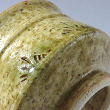 画像をギャラリービューアに読み込む, 時代 色絵萬古茶碗(金継あり) 加藤作助黄瀬戸茶碗 セット dbsy10145-e