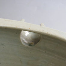 画像をギャラリービューアに読み込む, 時代 絵瀬戸 片口 鉢 1300㏄ 明治期(1890年)頃 水切れ良 大型 抹茶注ぎ分けにも dbsy10204-i