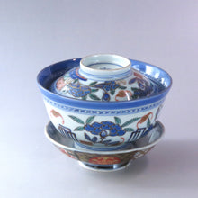 Load image into Gallery viewer, Imari, colored gold, peony and bat pattern, lidded bowl, 1 person, late Edo period (1800), Meiji red enamel bottle, dbsy10414-h