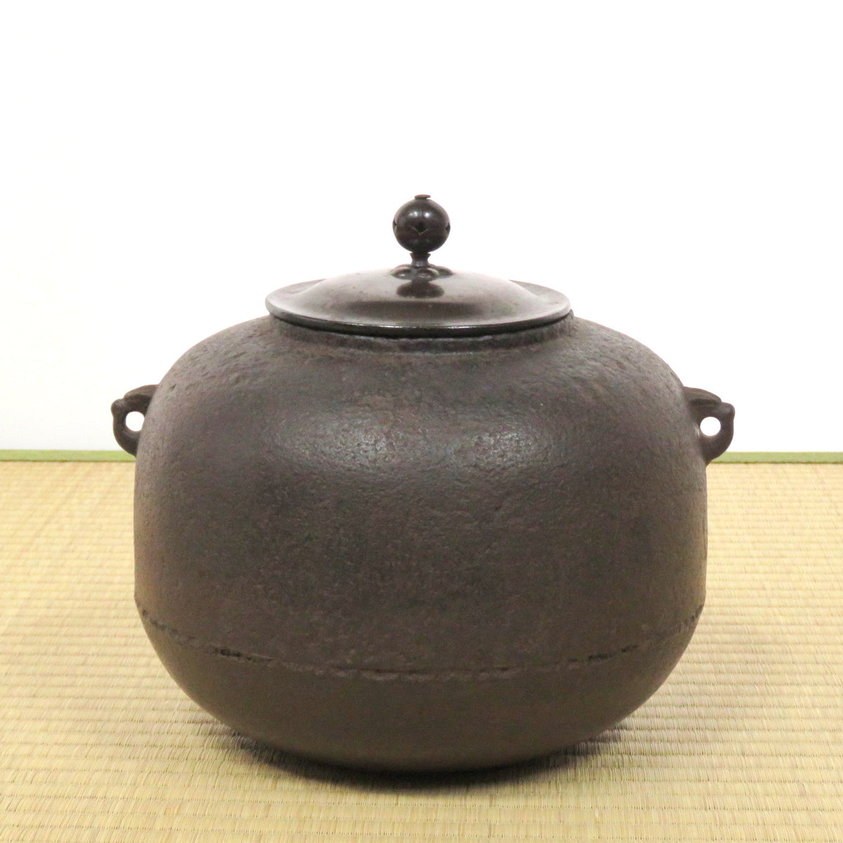三代 下間庄兵衛(～1838年) 丸釜 十四代大西浄中極箱 dbsy6500-i – kogando