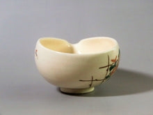 Load image into Gallery viewer, Inscription: Haruyama period, Satsuma gold brocade, hand-painted chrysanthemum pattern, Sencha, cold water, approx. 70cc, Meiji period (1900), also in the tea sea of Taiwanese tea dy10471-c