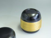 Load image into Gallery viewer, Hatsuse Senryuan Itomaki Natsume (black) Wooden lacquerware Pure gold foil stamping