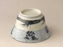 画像をギャラリービューアに読み込む, 伊万里 秋草染付見立て蓋椀(A) bs35-k