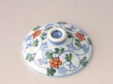 画像をギャラリービューアに読み込む, 伊万里 秋草染付見立て蓋椀(G) bs41-k