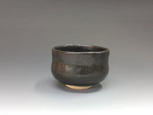 将图片加载到图库查看器，現代工芸作家 大樋楽太郎｜Ohi Rakutaro ( 石川, 昭和期) 黒楽 茶碗 欅刳り 木地棗, 変わり古ふくさ, 最上手中節白竹茶杓(日本製/新品), 八十本立茶筅(中国製/新品)セット dbsy14127-g
