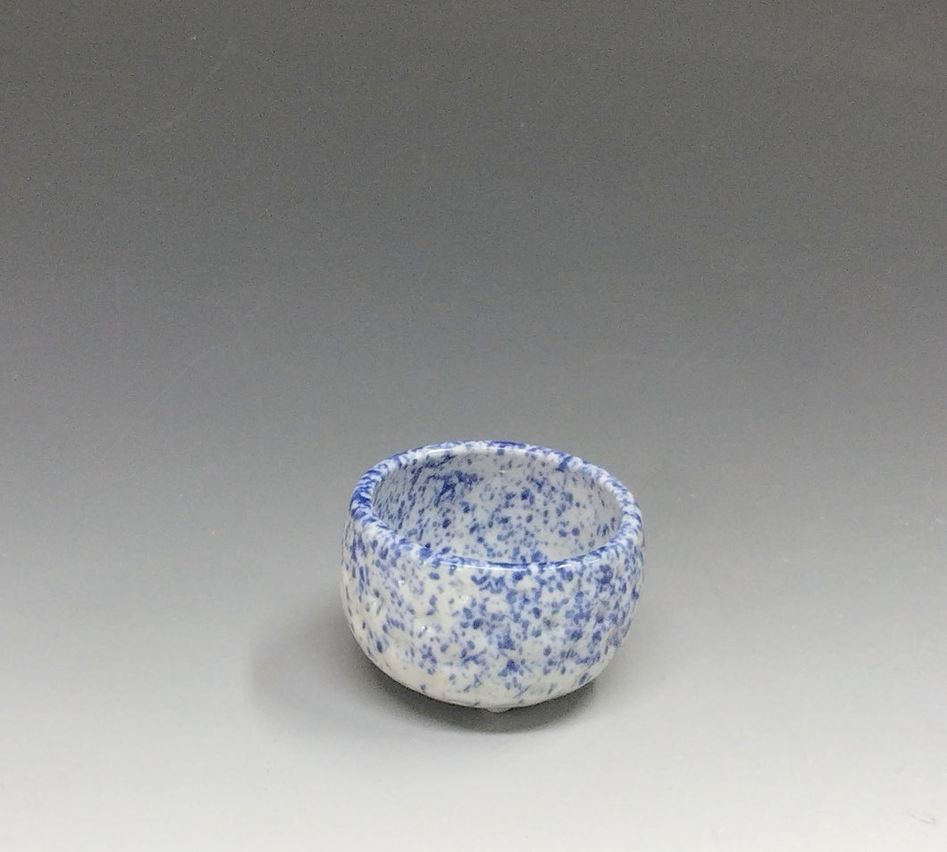 名窯 有田焼｜Arita ｗare手描き 染付 吹墨 小付/ つぼつぼ 1客 懐石道具 和食器 抹茶 tea chado ware おしゃれな器 現代工藝作家/伝統工芸工房 デッドストック used 陶芸 陶磁器 古陶磁 porcelain, 高級料亭,レストラン食器茶事/茶会道具 art piece dbsy15461