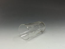 画像をギャラリービューアに読み込む, ヴィンテージ 手彫り エングレーブ 花卉文 硝子コップ/ タンブラー 1客 dbsy15466
