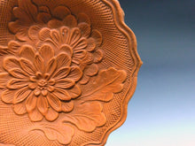 画像をギャラリービューアに読み込む, 備前｜Bizen ware( 岡山, 幕末-明治/1860年頃) 型物 菊花図 煎餅皿 1枚 dbsy15531-o
