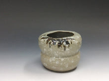 Load image into Gallery viewer, 茶道具 八代 白井半七｜SHIRAI Hanshichi 8th( 東京-兵庫, 1898-1949) 乾山写 雪笹文 火入 dbsy15597-7
