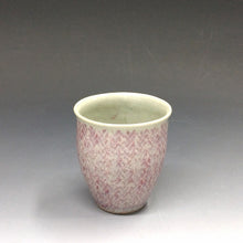 Load image into Gallery viewer, 現代工芸人気作家 島岡桂｜SHIMAOKA Kei(栃木, 1978- ) 益子焼 地釉縄文象嵌湯呑 dbsy15981-ミ
