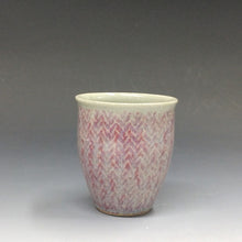 Load image into Gallery viewer, 現代工芸人気作家 島岡桂｜SHIMAOKA Kei(栃木, 1978- ) 益子焼 地釉縄文象嵌湯呑 dbsy15981-ミ

