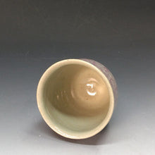 Load image into Gallery viewer, 現代工芸人気作家 島岡桂｜SHIMAOKA Kei(栃木, 1978- ) 益子焼 地釉縄文象嵌湯呑 dbsy15981-ミ
