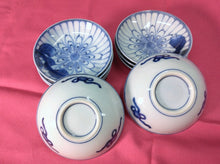이미지를 갤러리 뷰어에 로드 , 時代もの オールド瀬戸｜Old SETO(愛知, 大正-昭和(1920年代)頃) 手描 菊花染付 三寸 豆皿 /小皿 1枚 dbsy16089-ミ
