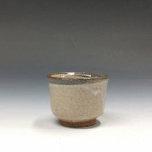 Load image into Gallery viewer, 中里重利窯 三玄窯 唐津皮鯨 ぐい呑(a) 共箱 dbsy14339-9
