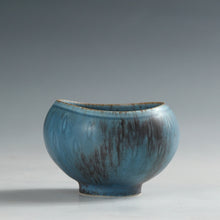 Load image into Gallery viewer, Berndt Friberg // Gunnar Nylund tea bowl set, dfsy11096-w
