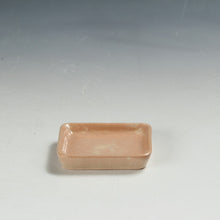 Load image into Gallery viewer, お買い得食器 春正 御本手 隅丸 角豆皿 1客 未使用高級和食器 和食器 日本料理 おしゃれな器 現代工藝/伝統工芸工房 dbsy15314
