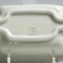 Load image into Gallery viewer, お買い得　有田焼｜Arita ware(佐賀) 白磁 カスミ形 小皿 1客 未使用高級和食器　懐石道具 和食器 抹茶 tea chado ware おしゃれな器 現代工藝作家/伝統工芸工房 デッドストック used 陶芸 陶磁器 古陶磁 porcelain, 高級料亭,レストラン食器茶事/茶会道具 art piece dbsy15365
