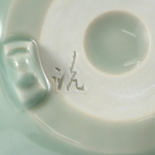 画像をギャラリービューアに読み込む, 近代工芸作家 長谷川治｜HASEGAWA Osamu( 京都, 1933‐2015) 清水焼 青磁 大香炉 共箱 dbsy13866-k

