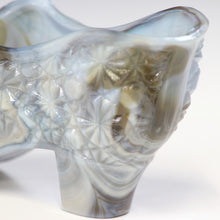 Load image into Gallery viewer, アメリカヴィンテージ BOYD｜ボイド社(USA,1978-80年代) スモークマーブルデイジーボタン アートガラス リボンシューズ 女の子を素敵な処へ運ぶラッキーアイテム dbsy15907-9
