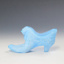将图片加载到图库查看器，アメリカヴィンテージ BOYD｜ボイド社(USA,1978-80年代) デイジーボタン ブルーミルクガラス キャットシューズ 女の子を素敵な処へ運ぶラッキーアイテム dbsy15900-9
