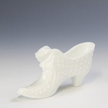 将图片加载到图库查看器，アメリカヴィンテージ FENTON｜フェントン(USA,1950-70年代) ボブネイル ミルクガラス キャットシューズ 女の子を素敵な処へ運ぶラッキーアイテム dbsy15896-9
