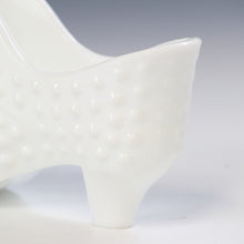 将图片加载到图库查看器，アメリカヴィンテージ FENTON｜フェントン(USA,1950-70年代) ボブネイル ミルクガラス キャットシューズ 女の子を素敵な処へ運ぶラッキーアイテム dbsy15896-9
