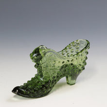 將圖片載入圖庫檢視器 アメリカヴィンテージ FENTON｜フェントン(USA,1950-70年代) モスグリーンボブネイル アートガラス キャットシューズ 女の子を素敵な処へ運ぶラッキーアイテム dbsy15888-9
