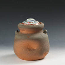Load image into Gallery viewer, 人間国宝名品 藤原啓｜FUJUWARA Kei(岡山, 1899-1983) 備前 緋襷 水指 / 塗蓋,見立て半練(ハンネラ)用赤絵蓋 添 国立工芸館,京都国立近代美術館,等所蔵作家 共箱 dbsy16113-g
