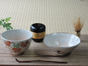 First tea ceremony set, 5 pieces, complete with tea bowls, wrapping cloth, basket included, s10-o