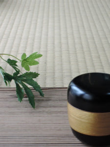 First tea ceremony set, 5 pieces, complete with tea bowls, wrapping cloth, basket included, s10-o