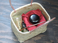 Load image into Gallery viewer, First tea ceremony set, 5 pieces, complete with tea bowls, wrapping cloth, basket included, s10-o
