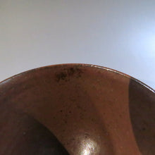 Load image into Gallery viewer, Takatori tea bowl Imari ware tea bowl Natsume Fukusa set dbsy10144-e
