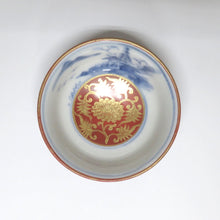 将图片加载到图库查看器，大圣寺伊万里（1910年，明治末期，石川县）染色章鱼蔓藤花纹山水永乐手工金锦牡丹图案杯茶杯6件套（A）dbsy6532-R
