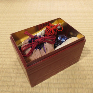 单粒朱红一锦漆「Tomo Asobi」、俳句莳绘、利宫茶盒一套 dbs6611-f
