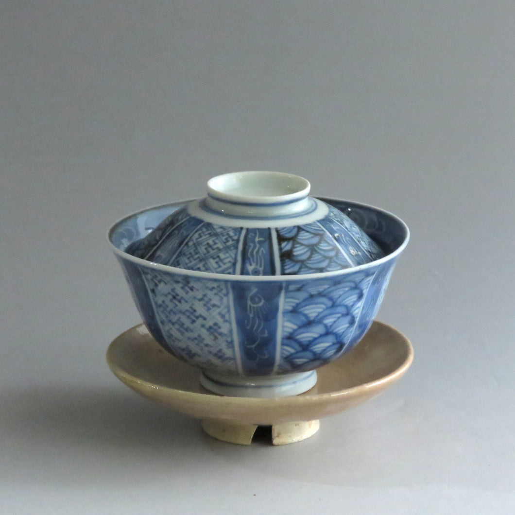 伊万里烧（江户时代，约 1810 年），图案带盖碗，约 80cc，萩烧瓶架 dbsy9612-n